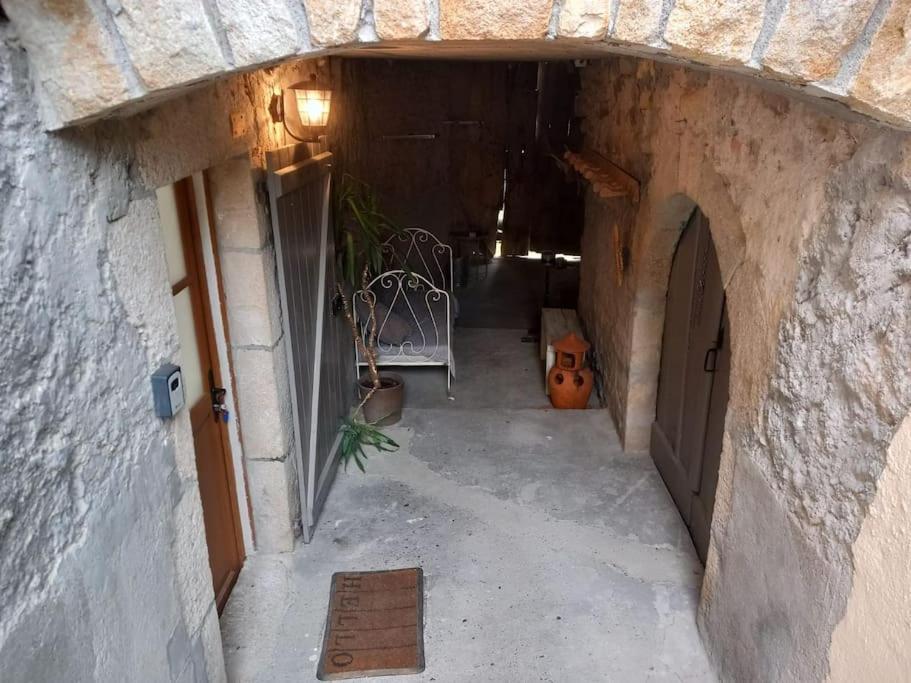 Joli Appartement Les Archers Montpeyroux  Exterior foto